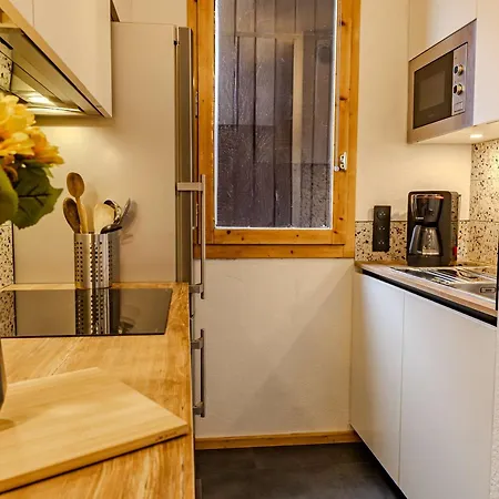 Appartement Rã©novã©, Vue Montagne - 6 ã 8 Pers. - Fr-1-885-2